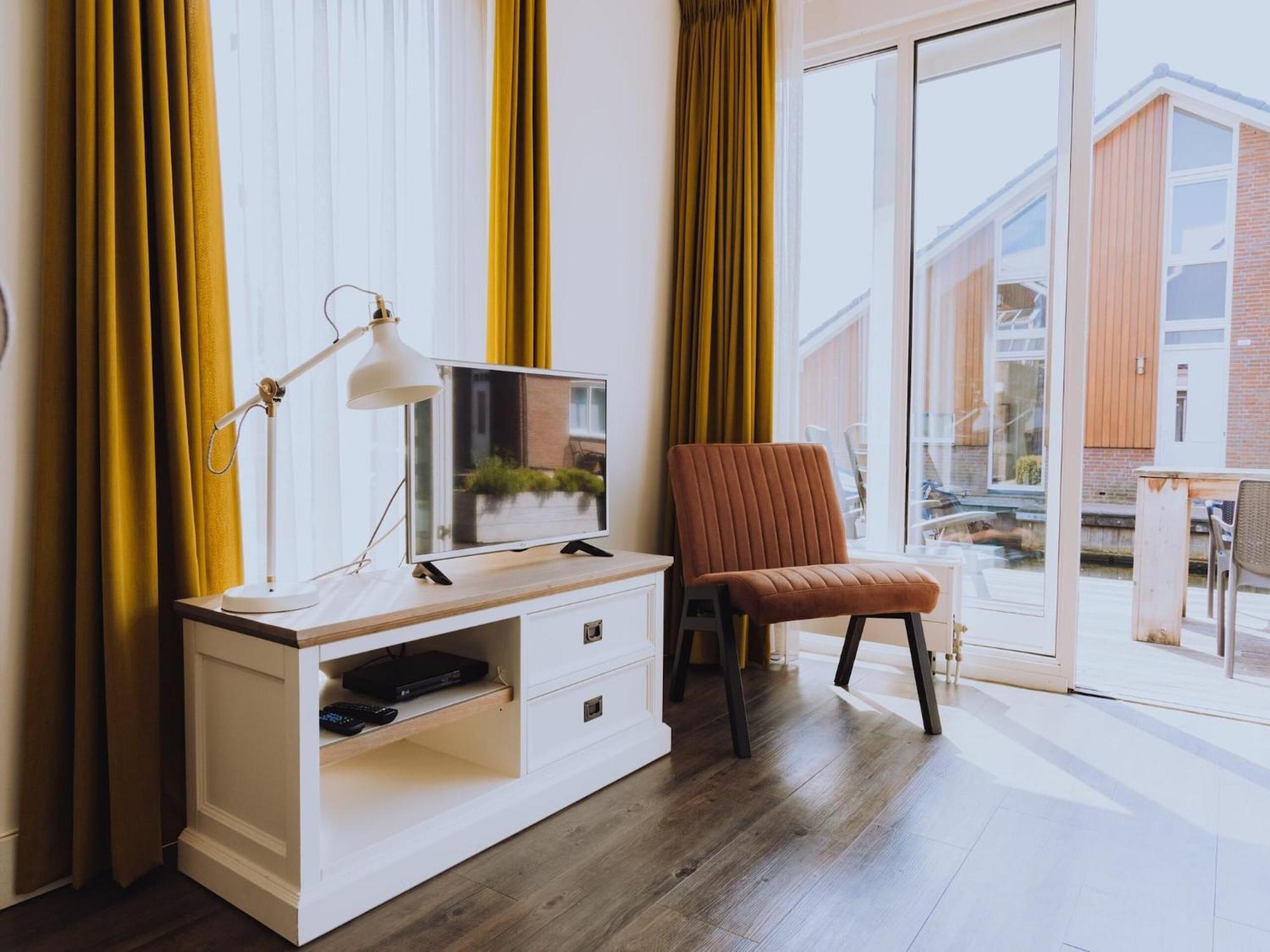 Lake-View Apartment Close To Amsterdam Uitgeest Eksteriør billede
